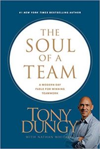 Former NFL coach Tony Dungy talks about his new book at Borders